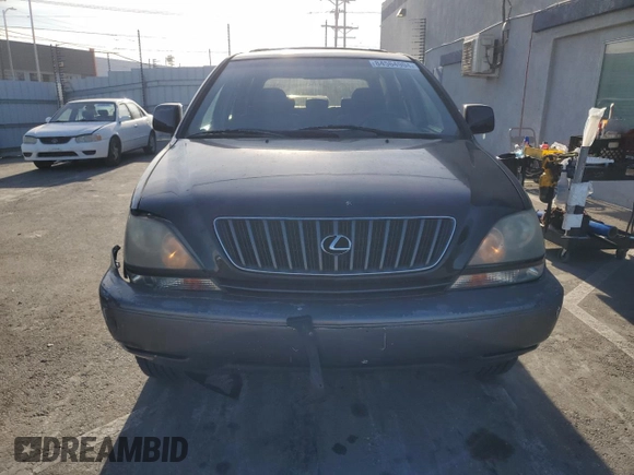 2000 Lexus RX 300 with VIN JT6GF10U6Y0051334, listed as a Copart auction lot 84564904 with 182,569 mi miles and Salvage Title. Bid and sale history available at carsss.com. Image 5.