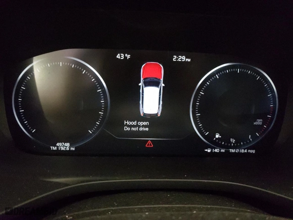 2018 Volvo XC60 Momentum with VIN YV4A22RK8J1014767, listed as a Copart auction lot 44696665 with 49,748 mi miles and Salvage Title. Bid and sale history available at carsss.com. Image 9.