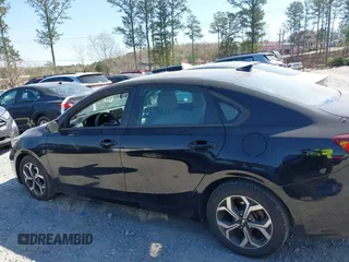 2019 Kia Forte LXS with VIN 3KPF24AD6KE067063, listed as a IAAI auction lot 41877273 with 68,442 mi miles. Bid and sale history available at carsss.com. Image 13.