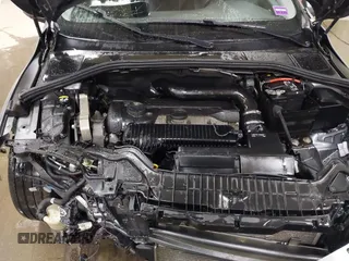 2016 Volvo V60 T5 Premier with VIN YV1612SK8G1311644, listed as a IAAI auction lot 41203569 with 96,242 mi miles. Bid and sale history available at carsss.com. Image 10.
