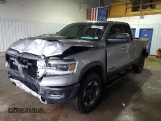 2019 Ram 1500 Rebel z VIN 1C6SRFET4KN725120, wystawiony jako Copart lot #84339724 z przebiegiem 119 075 mil mil oraz Szkoda całkowita • Salvage title. Historia ofert i sprzedaży dostępna na DreamBid. Obrazek 1.
