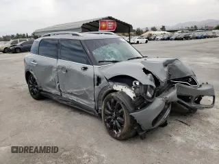 2019 MINI Countryman Cooper S with VIN WMZYT3C56K3E97143, listed as a Copart auction lot 62315533 with 0 mi miles and Salvage Title. Bid and sale history available at carsss.com. Image 4.