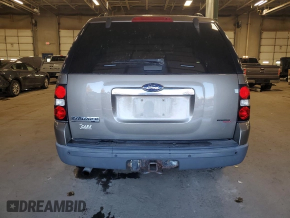 2006 Ford Explorer XLT with VIN 1FMEU73826UA02432, listed as a Copart auction lot 82139394 with 200,276 mi miles and Clean Title. Bid and sale history available at carsss.com. Image 6.