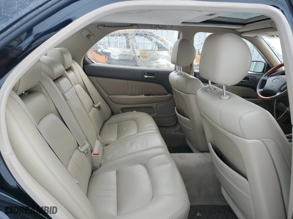 1998 Lexus LS 400 Luxury Sdn with VIN JT8BH28FXW0115900, listed as a Copart auction lot 83148124 with 224,776 mi miles and Salvage Title. Bid and sale history available at carsss.com. Image 10.