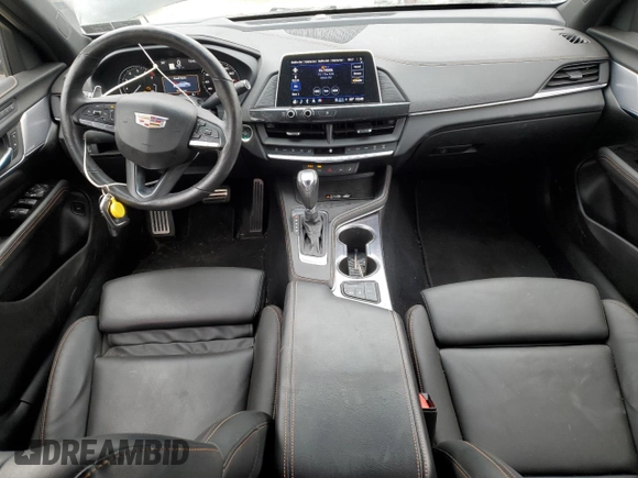 2024 Cadillac CT4 Sport z VIN 1G6DG5RK1R0111610, wystawiony jako Copart lot #44950015 z przebiegiem 10 733 mil mil oraz Czysty tytuł • Clean title. Historia ofert i sprzedaży dostępna na DreamBid. Obrazek 8.