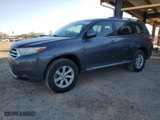 2013 Toyota Highlander with VIN 5TDZA3EH7DS039515, listed as a Copart auction lot 50390035 with 207,775 mi miles and Clean Title. Bid and sale history available at carsss.com. Image 1.