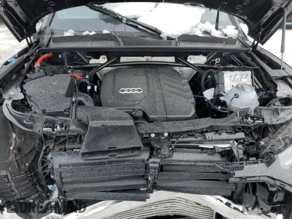 2024 Audi Q5 Komfort with VIN WA1AAAFY1R2134287, listed as a Copart auction lot 45710475 with 5,538 mi miles and Salvage Title. Bid and sale history available at carsss.com. Image 12.