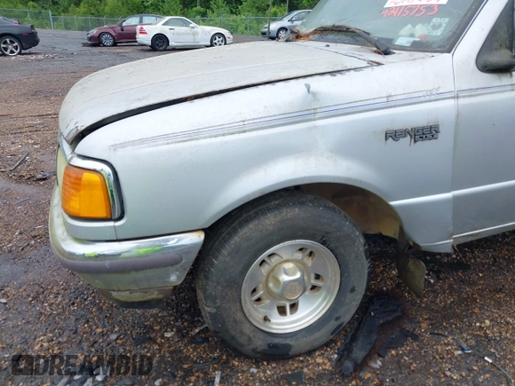 1996 Ford Ranger XL с VIN 1FTCR14U5TPA85077, выставлен на аукционе IAAI как лот 42115753 с пробегом 196 445 миль миль и . История ставок и продаж доступна на DreamBid. Изображение 12.