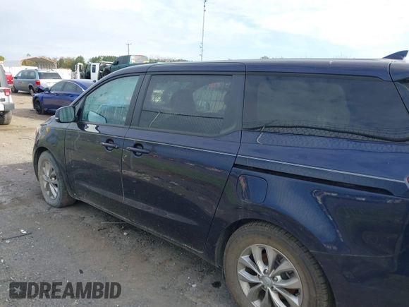 2020 Kia Sedona LX with VIN KNDMB5C1XL6618392, listed as a IAAI auction lot 40519236 with 27,890 mi miles. Bid and sale history available at carsss.com. Image 14.
