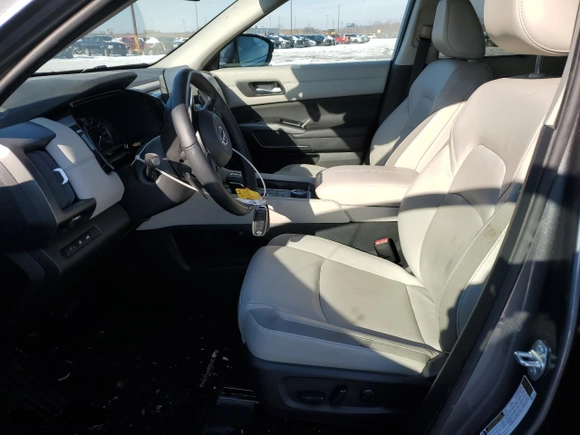2024 Nissan Pathfinder SL with VIN 5N1DR3CC7RC204154, listed as a Copart auction lot 89201325 with 16,851 mi miles and Non Repairable. Bid and sale history available at carsss.com. Image 7.