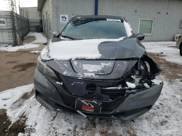 2025 Nissan LEAF S with VIN 1N4AZ1BV6SC563425, listed as a Copart auction lot 44720625 with 1,993 mi miles and Salvage Title. Bid and sale history available at carsss.com. Image 5.