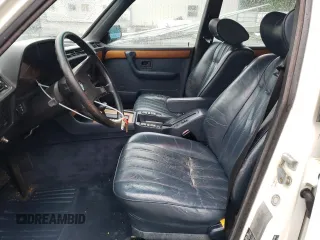 1985 BMW 7 Series 735i с VIN WBAFH8402F0970689, выставлен на аукционе Copart как лот 74534844 с пробегом 192 703 миль миль и Списание • Salvage title. История ставок и продаж доступна на DreamBid. Изображение 7.