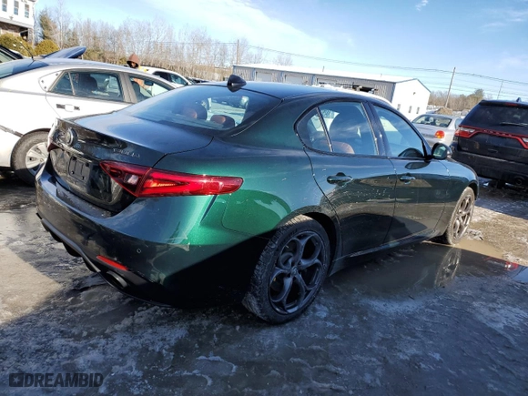 2021 Alfa Romeo Giulia Ti with VIN ZARFANBN2M7645829, listed as a Copart auction lot 45524315 with 58,368 mi miles and Salvage Title. Bid and sale history available at carsss.com. Image 3.