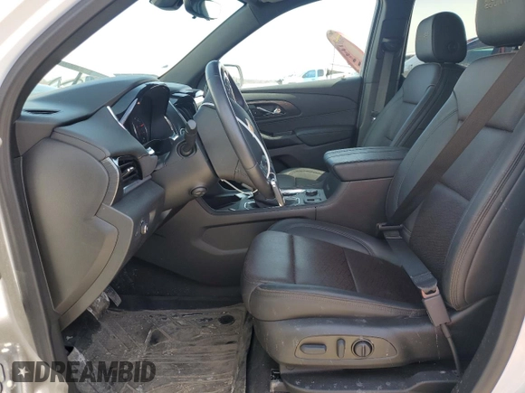 2022 Chevrolet Traverse High Country z VIN 1GNEVNKW0NJ192213, wystawiony jako Copart lot #49582805 z przebiegiem 22 588 mil mil oraz Szkoda całkowita • Salvage title. Historia ofert i sprzedaży dostępna na DreamBid. Obrazek 7.