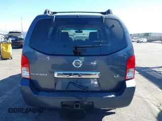 2005 Nissan Pathfinder SE with VIN 5N1AR18U05C741080, listed as a IAAI auction lot 40671277 with 215,693 mi miles. Bid and sale history available at carsss.com. Image 16.
