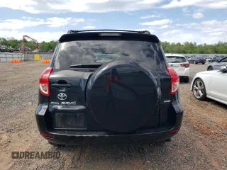 2008 Toyota RAV4 Sport z VIN JTMBK32V485055823, wystawiony jako Copart lot #56858515 z przebiegiem 124 486 mil mil oraz Szkoda całkowita • Salvage title. Historia ofert i sprzedaży dostępna na DreamBid. Obrazek 6.