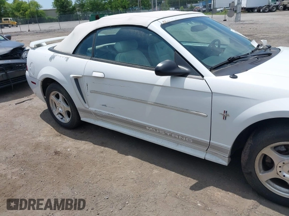 2003 Ford Mustang Deluxe with VIN 1FAFP44423F446524, listed as a IAAI auction lot 42316187 with 240,238 mi miles and . Bid and sale history available at DreamBid. Image 6.