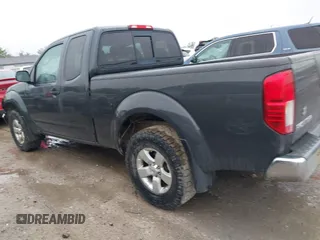 2010 Nissan Frontier SE z VIN 1N6AD0CW2AC415374, wystawiony jako IAAI lot #42321089 z przebiegiem 114 385 mil mil oraz . Historia ofert i sprzedaży dostępna na DreamBid. Obrazek 14.