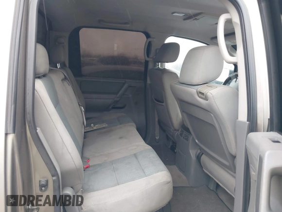 2007 Nissan Titan XE with VIN 1N6BA07A87N219609, listed as a IAAI auction lot 41451297 with 300,263 mi miles. Bid and sale history available at carsss.com. Image 8.