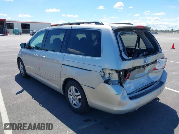 2005 Honda Odyssey EX with VIN 5FNRL38435B417211, listed as a IAAI auction lot 41943118 with 231,081 mi miles. Bid and sale history available at carsss.com. Image 3.