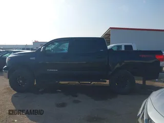 2013 Toyota Tundra 4WD Truck with VIN 5TFDW5F12DX318714, listed as a IAAI auction lot 41516584 with 1 mi miles. Bid and sale history available at carsss.com. Image 13.