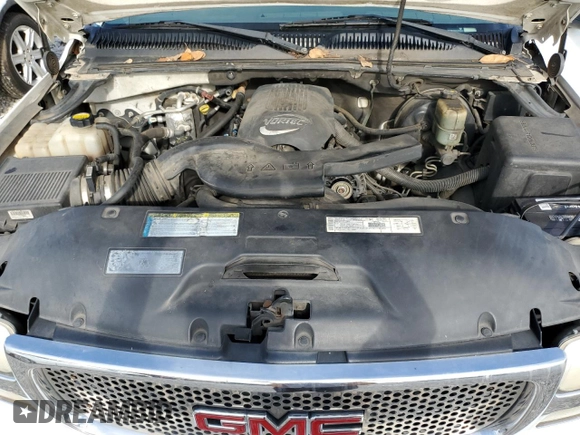 2001 GMC Yukon SLT with VIN 1GKEC13T31R138609, listed as a Copart auction lot 69888204 with 259,593 mi miles and Clean Title. Bid and sale history available at carsss.com. Image 12.