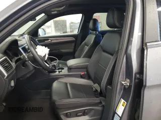 2021 Volkswagen Atlas SE with VIN 1V2KC2CAXMC219681, listed as a Copart auction lot 37899103 with 18,919 mi miles and Salvage title. Bid and sale history available at DreamBid. Image 7.