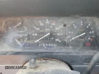 1996 Ford Bronco с VIN 1FMCU14T8LUA08609, выставлен на аукционе Copart как лот 61144575 с пробегом 8 185 миль миль и Чистый • Clean title. История ставок и продаж доступна на DreamBid. Изображение 9.