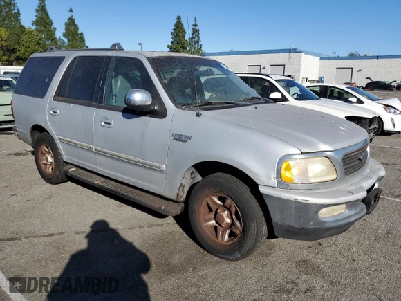 1998 Ford Expedition XLT with VIN 1FMRU17L4WLB16662, listed as a Copart auction lot 85239524 with 255,214 mi miles and Clean Title. Bid and sale history available at carsss.com. Image 4.