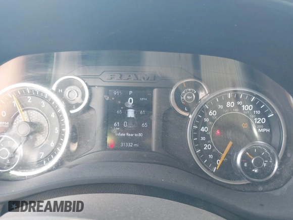2022 Ram 2500 Tradesman with VIN 3C6UR5HJ6NG251522, listed as a IAAI auction lot 40350276 with 31,332 mi miles. Bid and sale history available at carsss.com. Image 7.
