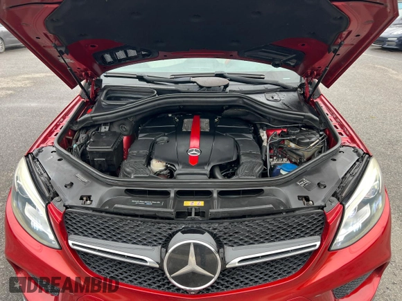 2016 Mercedes-Benz GLE 450 AMG z VIN 4JGED6EB9GA024031, wystawiony jako Copart lot #50238965 z przebiegiem 115 931 mil mil oraz Czysty tytuł • Clean title. Historia ofert i sprzedaży dostępna na DreamBid. Obrazek 8.