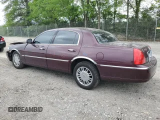 2008 Lincoln Town Car Limited z VIN 2LNHM82V38X635821, wystawiony jako Copart lot #56738735 z przebiegiem 63 586 mil mil oraz Szkoda całkowita • Salvage title. Historia ofert i sprzedaży dostępna na DreamBid. Obrazek 2.