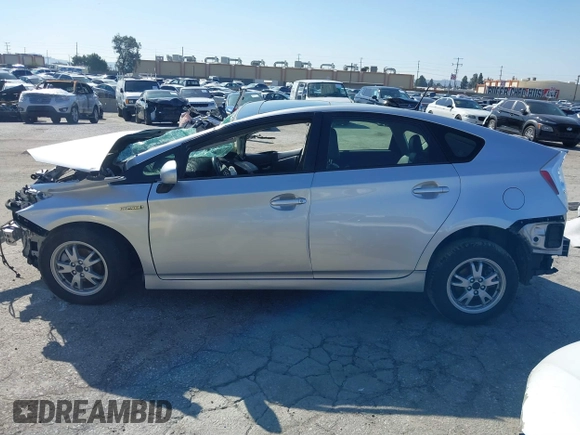2011 Toyota Prius I with VIN JTDKN3DU4B5337236, listed as a IAAI auction lot 41593875 with Not Provided miles and . Bid and sale history available at DreamBid. Image 14.