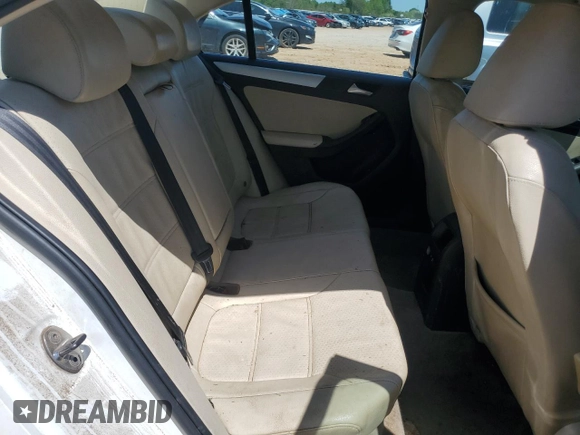 2013 Volkswagen Jetta SE с VIN 3VWDX7AJ0DM221837, выставлен на аукционе Copart как лот 52502565 с пробегом 148 730 миль миль и Списание • Salvage title. История ставок и продаж доступна на DreamBid. Изображение 11.