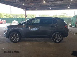 2019 Jeep Compass High Altitude z VIN 3C4NJDCB0KT741990, wystawiony jako IAAI lot #42566781 z przebiegiem 61 041 mil mil oraz . Historia ofert i sprzedaży dostępna na DreamBid. Obrazek 14.