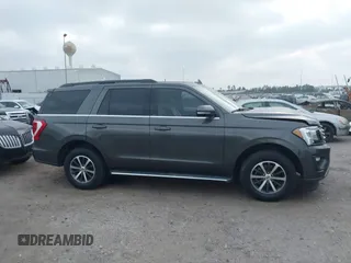 2019 Ford Expedition XLT with VIN 1FMJU1HT7KEA11849, listed as a IAAI auction lot 41727959 with 133,975 mi miles. Bid and sale history available at carsss.com. Image 13.