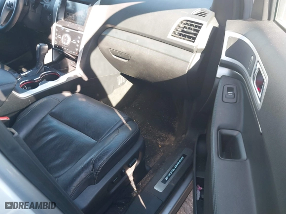 2015 Ford Explorer Sport with VIN 1FM5K8GT5FGB21603, listed as a IAAI auction lot 41816695 with 138,172 mi miles. Bid and sale history available at carsss.com. Image 5.