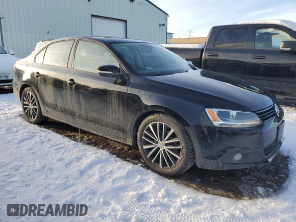 2013 Volkswagen Jetta SE with VIN 3VWBX7AJ9DM374708, listed as a Copart auction lot 43373705 with 238,059 mi miles and Clean title. Bid and sale history available at DreamBid. Image 4.