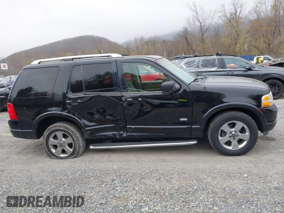2003 Ford Explorer Limited с VIN 1FMDU75W23UC01032, выставлен на аукционе IAAI как лот 41922485 с пробегом 318 766 миль миль и . История ставок и продаж доступна на DreamBid. Изображение 13.