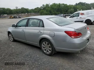 2007 Toyota Avalon XL z VIN 4T1BK36B97U209376, wystawiony jako Copart lot #60779405 z przebiegiem 189 776 mil mil oraz Czysty tytuł • Clean title. Historia ofert i sprzedaży dostępna na DreamBid. Obrazek 2.