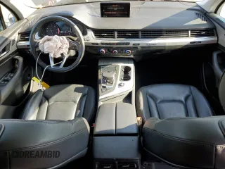 2018 Audi Q7 Premium z VIN WA1AHAF75JD037217, wystawiony jako Copart lot #55182155 z przebiegiem 97 954 mil mil oraz Szkoda całkowita • Salvage title. Historia ofert i sprzedaży dostępna na DreamBid. Obrazek 8.