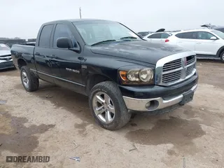 2007 Dodge Ram 1500 SLT with VIN 1D7HU182X7J593234, listed as a IAAI auction lot 41706182 with 306,951 mi miles. Bid and sale history available at carsss.com. Image 1.