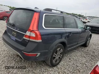 2015 Volvo XC70 T5 Drive-E Premier with VIN YV440MBK6F1221559, listed as a Copart auction lot 54736165 with 187,520 mi miles and Clean Title. Bid and sale history available at DreamBid. Image 3.