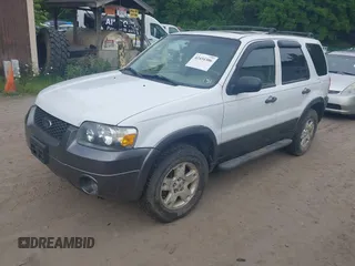 2006 Ford Escape XLT with VIN 1FMCU93186KD02820, listed as a IAAI auction lot 42434306 with 204,152 mi miles and . Bid and sale history available at DreamBid. Image 2.