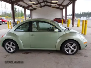 2006 Volkswagen Beetle с VIN 3VWSW31C36M414975, выставлен на аукционе IAAI как лот 42283111 с пробегом 156 475 миль миль и . История ставок и продаж доступна на DreamBid. Изображение 13.
