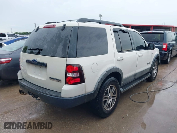 2008 Ford Explorer XLT with VIN 1FMEU63848UA58899, listed as a IAAI auction lot 42465422 with 205,889 mi miles and . Bid and sale history available at DreamBid. Image 4.