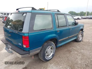 1994 Ford Explorer Eddie Bauer z VIN 1FMDU34X8RUE72074, wystawiony jako IAAI lot #42738965 z przebiegiem 87 431 mil mil oraz . Historia ofert i sprzedaży dostępna na DreamBid. Obrazek 4.