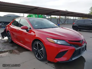 2019 Toyota Camry XSE with VIN 4T1B61HK0KU233466, listed as a IAAI auction lot 41035953 with 122,384 mi miles. Bid and sale history available at carsss.com. Image 1.