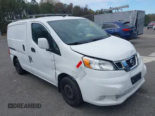 2017 Nissan NV200 S z VIN 3N6CM0KN4HK704326, wystawiony jako IAAI lot #42165531 z przebiegiem 170 298 mil mil oraz . Historia ofert i sprzedaży dostępna na DreamBid. Obrazek 1.