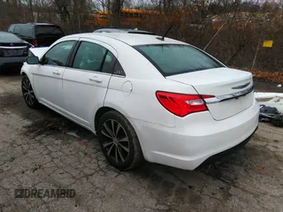 2013 Chrysler 200 Touring with VIN 1C3CCBBG0DN738176, listed as a IAAI auction lot 35724665 with 104,509 mi miles. Bid and sale history available at carsss.com. Image 3.